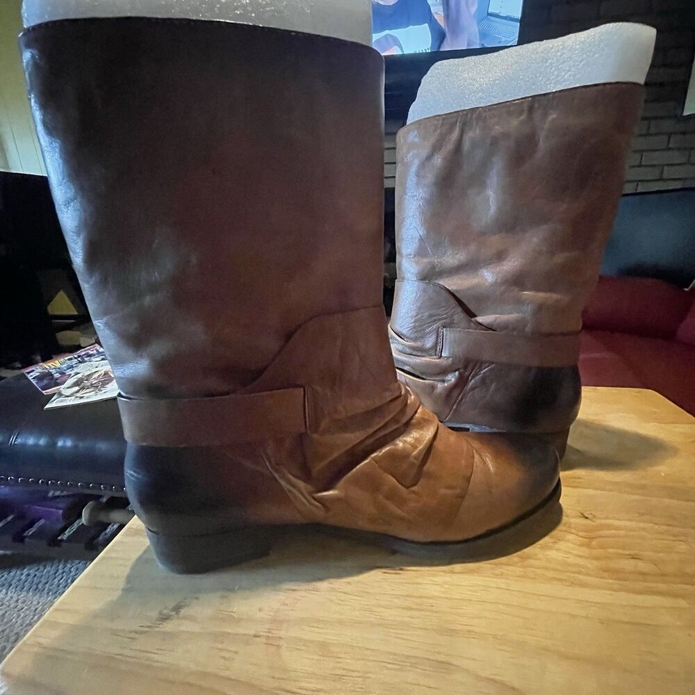 Vince Camuto NIB Women’s Moto Leather Western Boots Size 10 Two Tone Zip Buckle - Picture 9 of 11